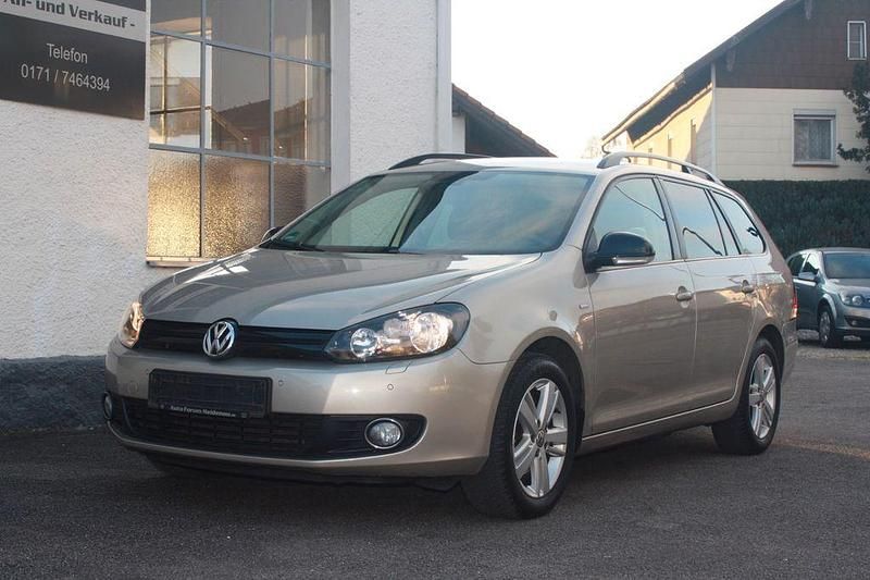 Silber Gebraucht 2012 VW Golf VI Match Kleinwagen | 5.900 € (Fairer Preis) - Bild 1/4