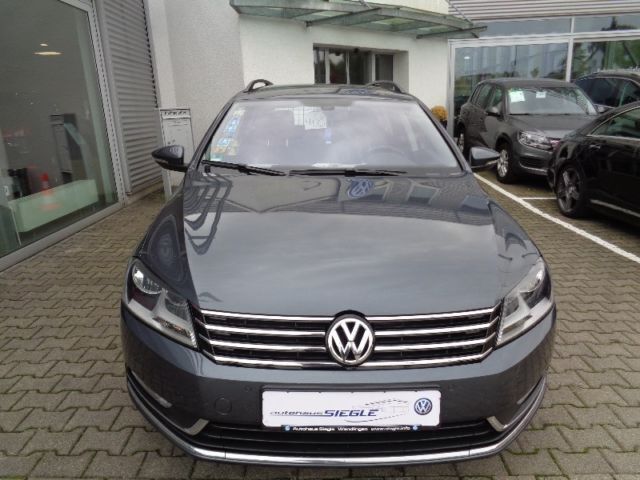 Gebraucht VW Passat Comfortline 140 PS (102 kW) 2013 Grau metallic Kombi