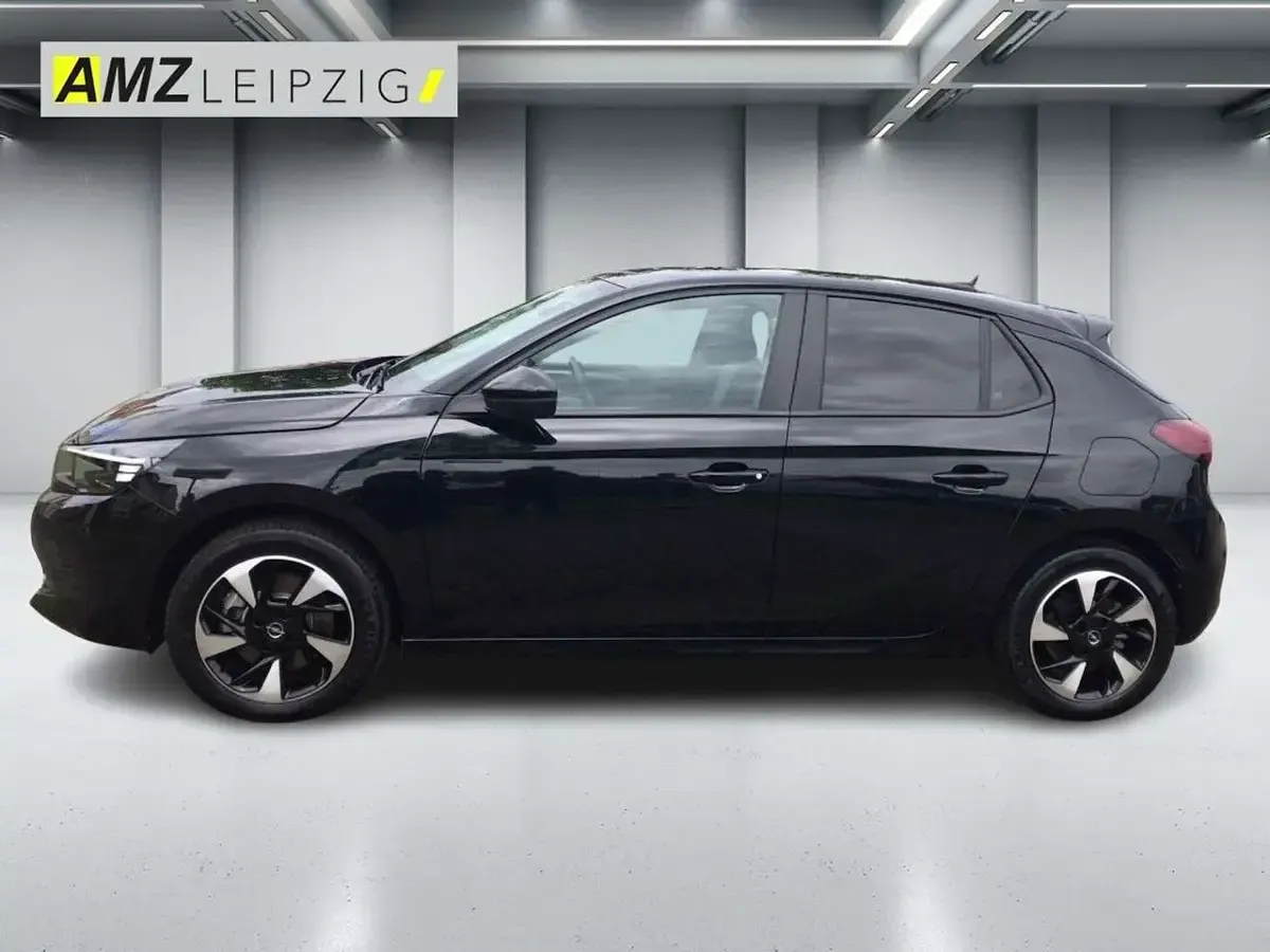 Gebraucht Opel Corsa-e Edition 100 kW (136 PS) 2023 Schwarz metallic Kleinwagen