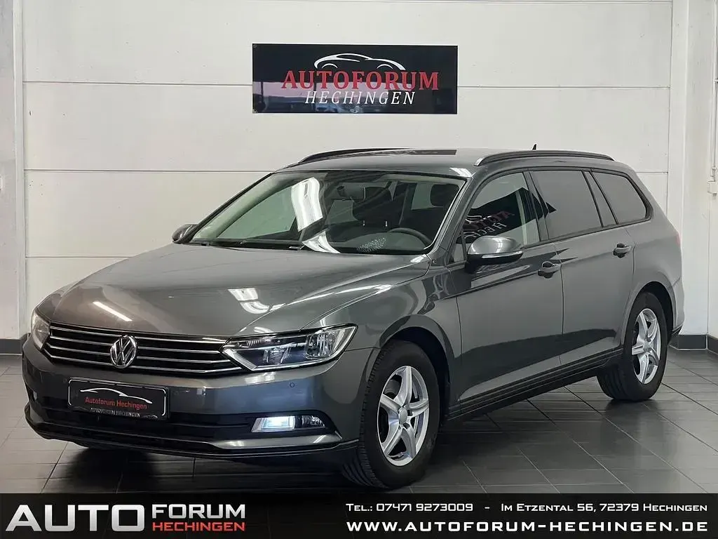 Gebraucht VW Passat Trendline 120 PS (88 kW) 2016 Grau Kombi