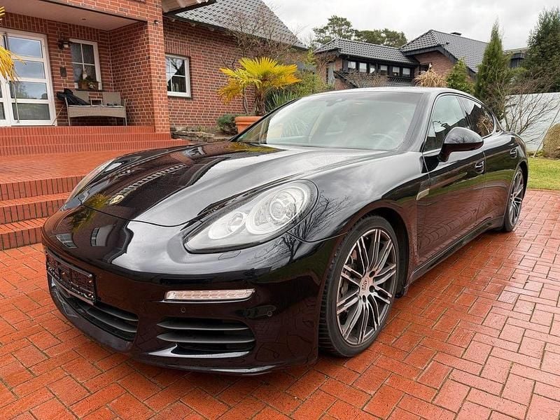 Gebraucht Porsche Panamera Edition 300 PS (220 kW) 2015 Schwarz Limousine