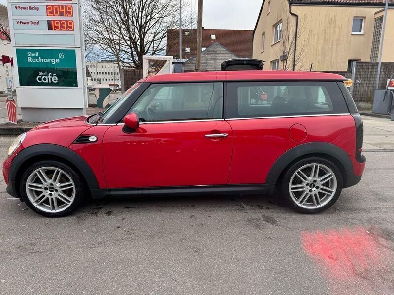 Rot Gebraucht 2010 Mini Cooper D Clubman Kombi | 5.199 € (Fairer Preis) - Bild 1/4