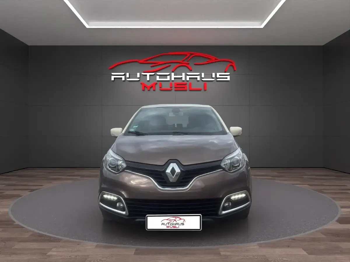 Gebraucht Renault Captur Luxe 120 PS (88 kW) 2013 Braun SUV