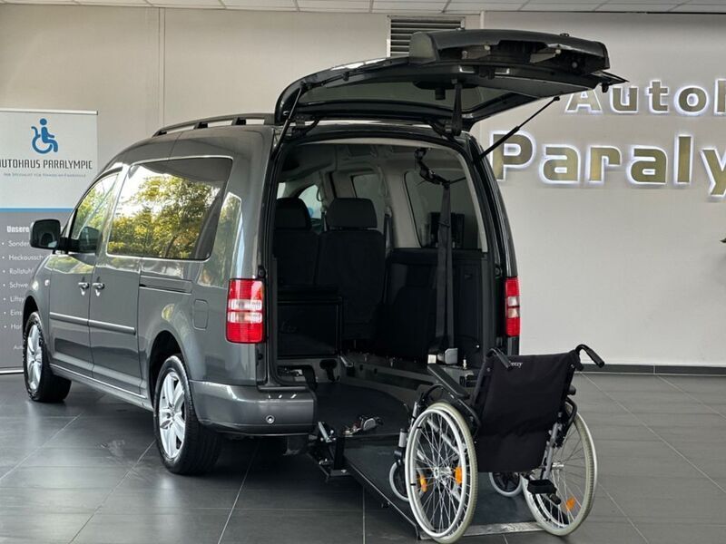 Natural grey metallic Gebraucht 2011 VW Caddy Maxi Comfortline Van / Kleinbus | 24.950 € - Bild 1/4