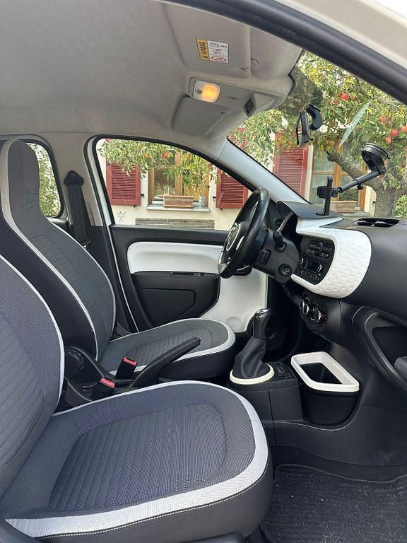Gebraucht Renault Twingo Experience 71 PS (52 kW) 2015 Weiß Kleinwagen