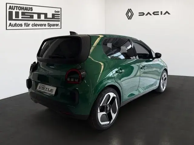 Neu Renault Twingo Urban 60 kW (82 PS) 2026 Absolutgrün Kleinwagen