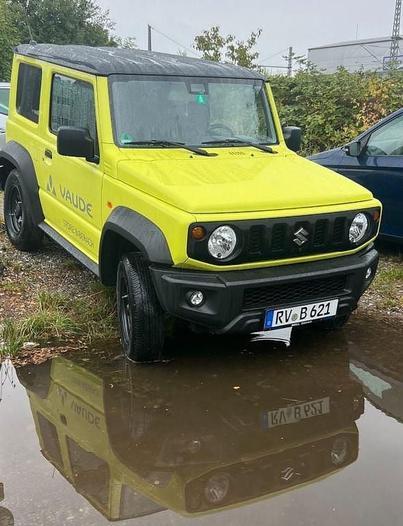 Grün Gebraucht 2024 Suzuki Jimny SUV | 30.000 € (Guter Preis) - Bild 1/4