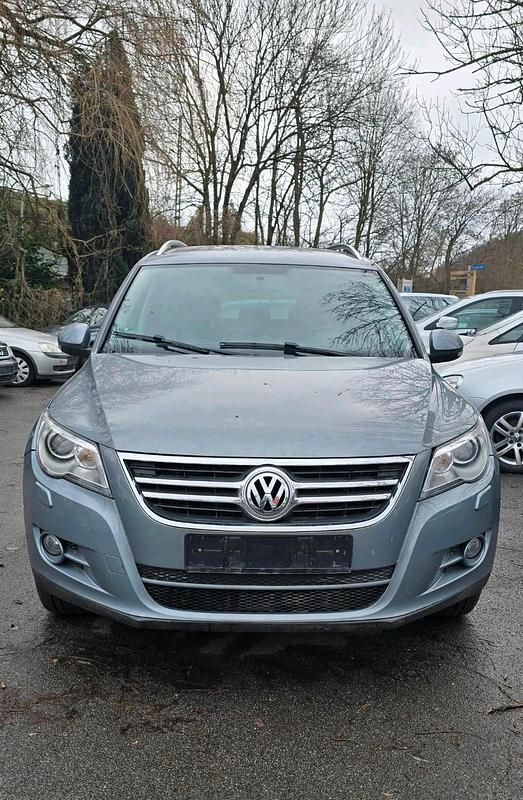 Grau Gebraucht 2008 VW Tiguan SUV | 3.350 € (Superpreis) - Bild 1/4