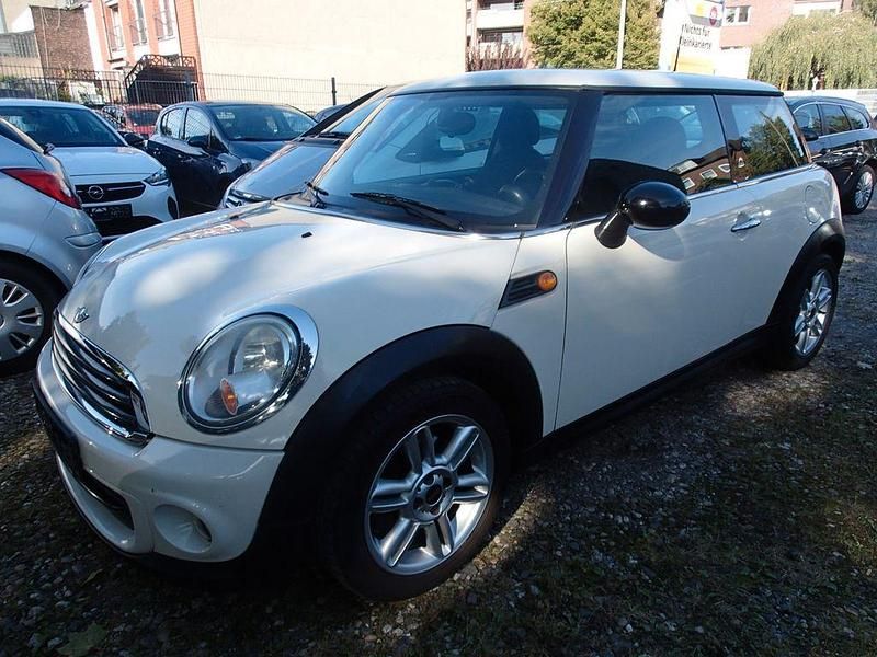 Weiß Gebraucht 2011 Mini ONE Kleinwagen | 4.999 € (Fairer Preis) - Bild 1/4