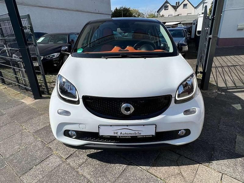 Gebraucht Smart ForFour Passion 71 PS (52 kW) 2014 Schwarz / weiß Kleinwagen