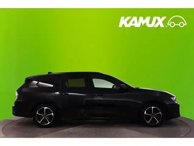 Gebraucht Opel Astra 131 PS (96 kW) 2024 Schwarz Kleinwagen