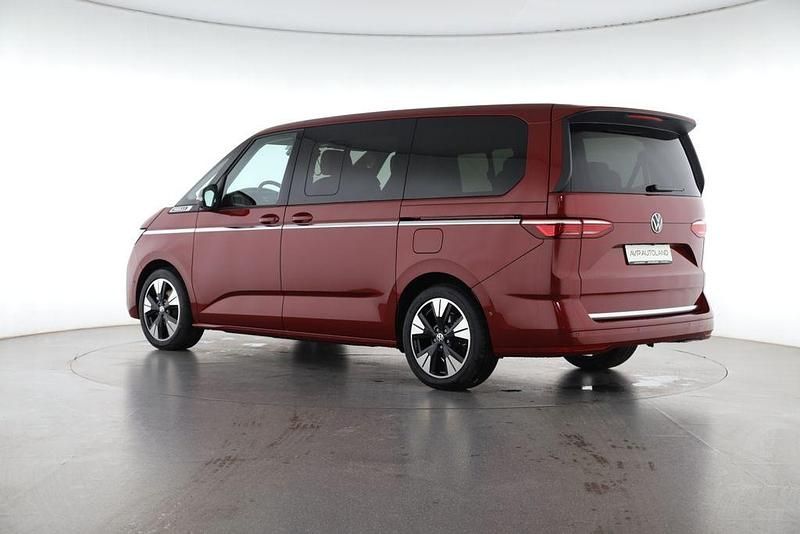 Gebraucht VW Multivan Style 204 PS (150 kW) 2025 Rot Van