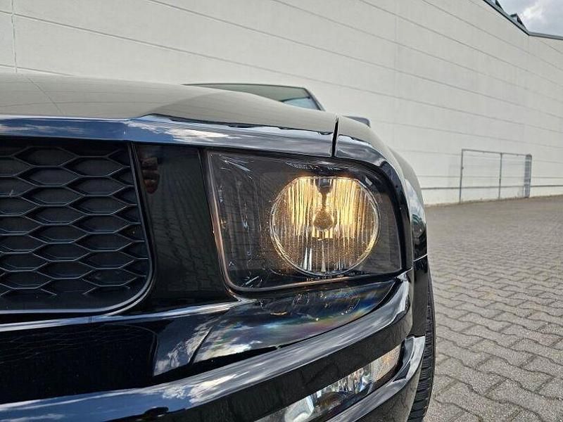 Gebraucht Ford Mustang 189 PS (139 kW) 2006 Schwarz Coupé