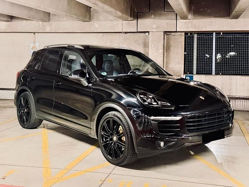 Gebraucht Porsche Cayenne Chrono 262 PS (192 kW) 2014 Schwarz SUV