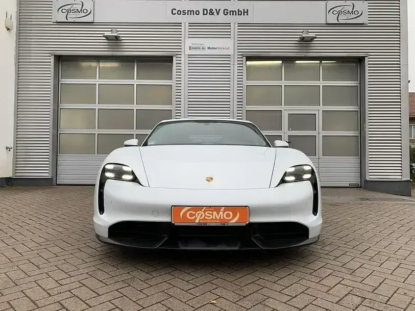 Second-hand Porsche Taycan Turbo S 559 kW (761 CP) 2022 Alb Berlinǎ