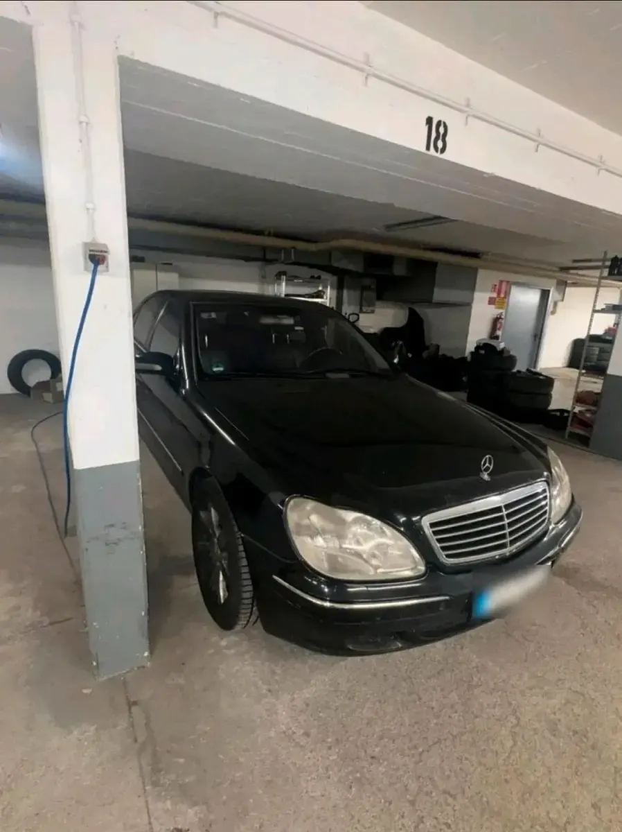 Używany Mercedes S500 306 KM (225 kW) 2000 Czarny Sedan/Limuzyna