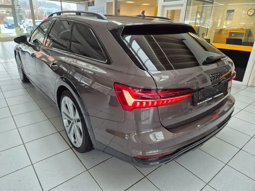 Gebraucht Audi A6 Allroad 286 PS (210 kW) 2019 Braun Kombi