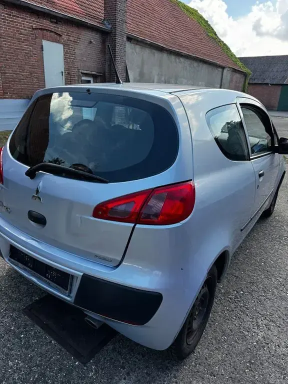 Gebraucht Mitsubishi Colt Motion 95 PS (69 kW) 2006 Blau Limousine