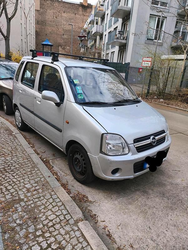 Gebraucht Opel Agila 76 PS (55 kW) 2005 Silber Van / Kleinbus