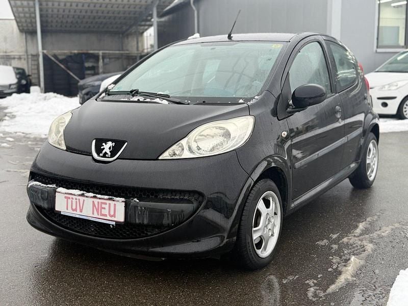Schwarz Gebraucht 2008 Peugeot 107 Kleinwagen | 2.996 € (Fairer Preis) - Bild 1/4