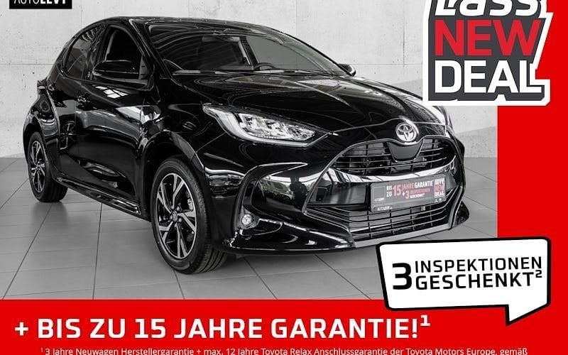 Schwarz Neu 2025 Toyota Yaris Hybrid Limousine | 25.829 € (Fairer Preis) - Bild 1/4