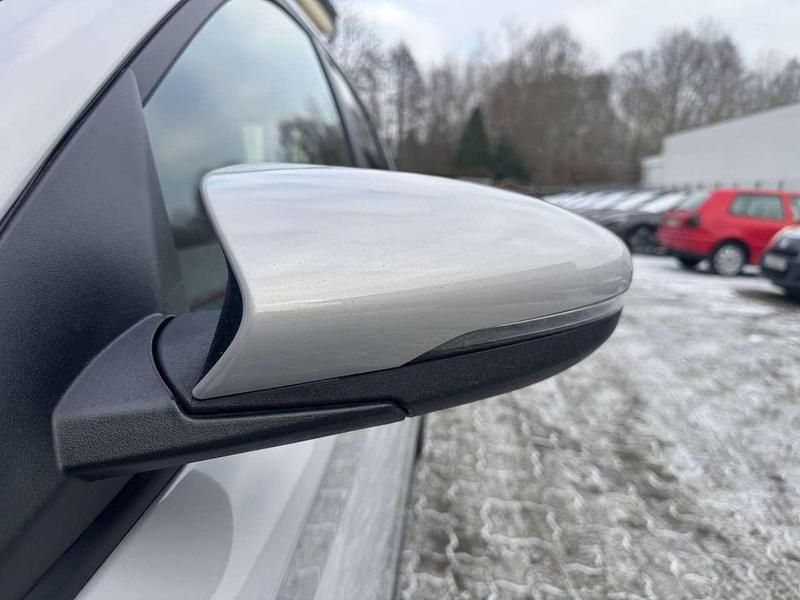 Gebraucht Hyundai Bayon Trend 101 PS (74 kW) 2025 Lumen grey / mic SUV