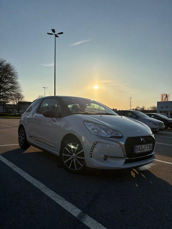 Gebraucht DS Automobiles DS3 So Chic 110 PS (80 kW) 2016 Weiß Kleinwagen