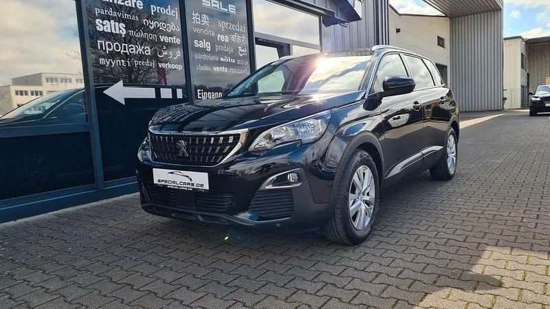 Gebraucht Peugeot 5008 Active 131 PS (96 kW) 2021 Schwarz SUV