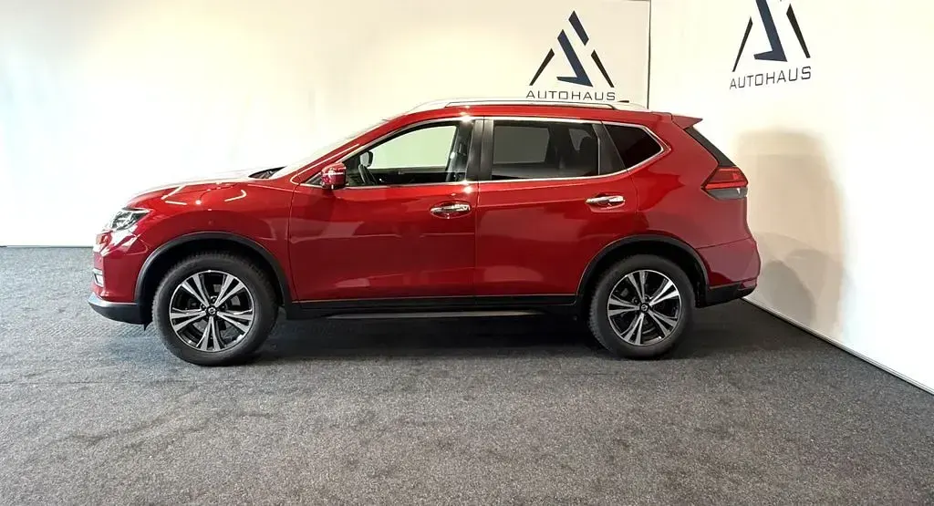 Gebraucht Nissan X-Trail N-Connecta 163 PS (119 kW) 2018 Rot SUV