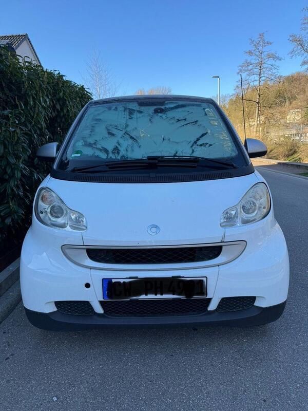 Weiß Gebraucht 2007 Smart ForTwo Coupé Passion Coupé | 2.899 € (Etwas zu teuer) - Bild 1/4
