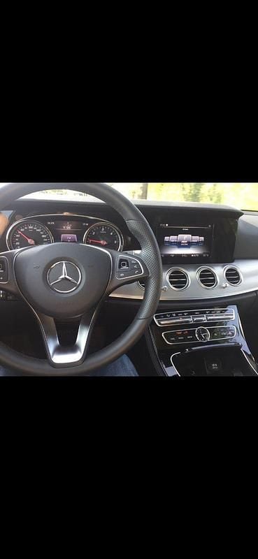 Gebraucht Mercedes 220 194 PS (142 kW) 2017 Weiß Kombi