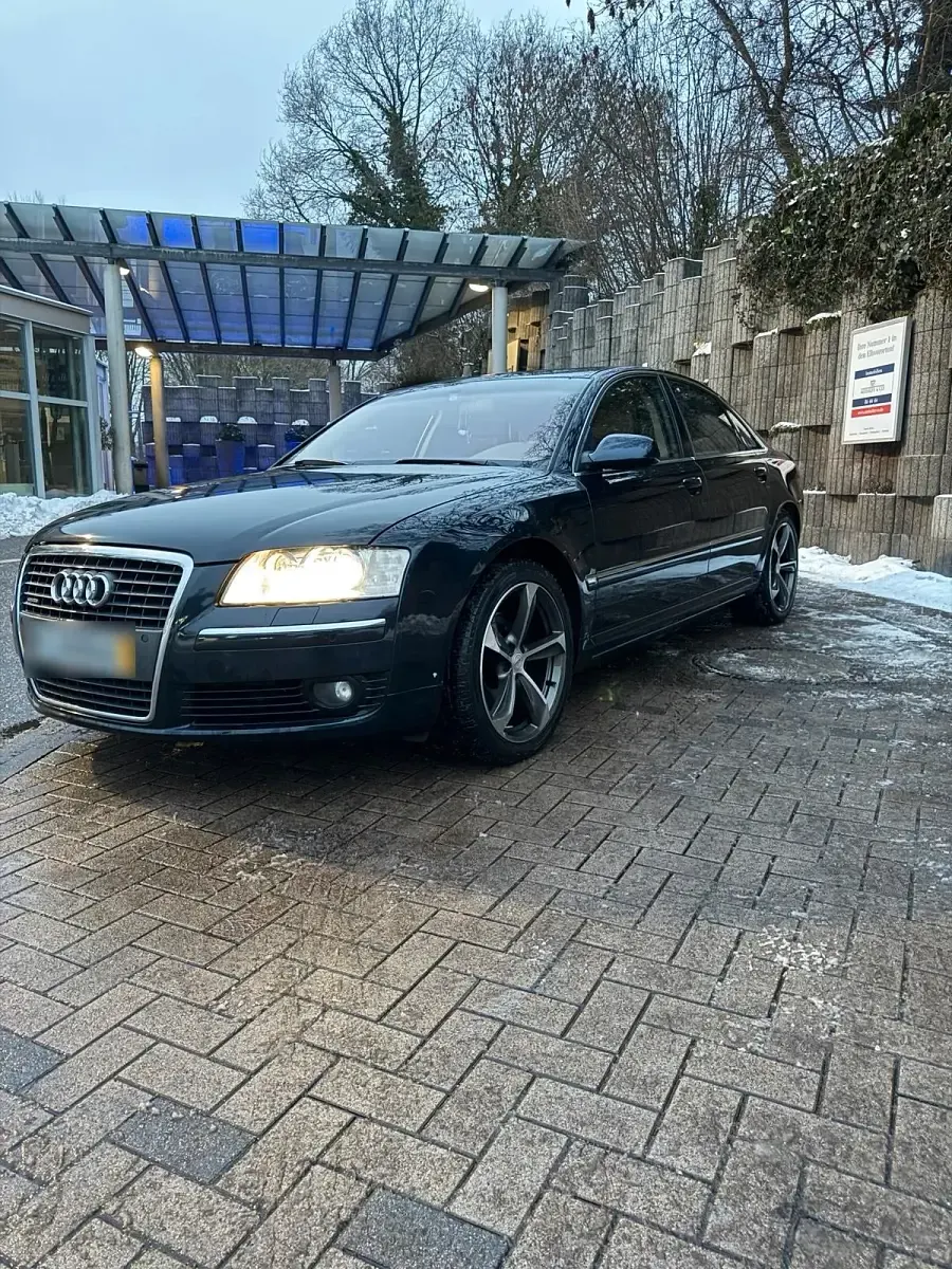 Usata Audi A8 239 CV (175 kW) 2007 Blu Berlina