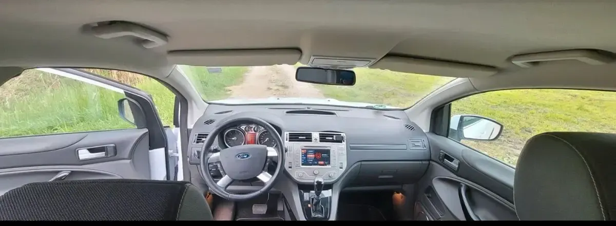 Gebraucht Ford Kuga Titanium 163 PS (119 kW) 2012 Weiß SUV