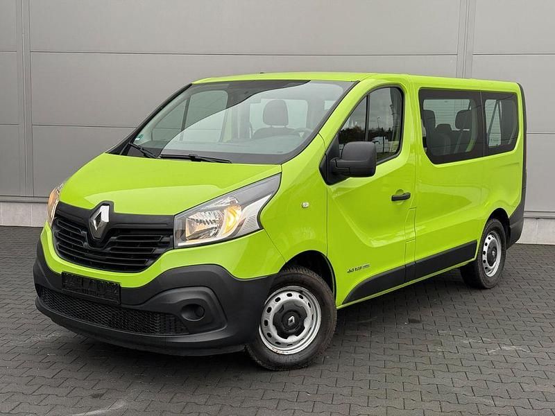Gebraucht Renault Trafic 125 PS (91 kW) 2016 Grün Van / Kleinbus