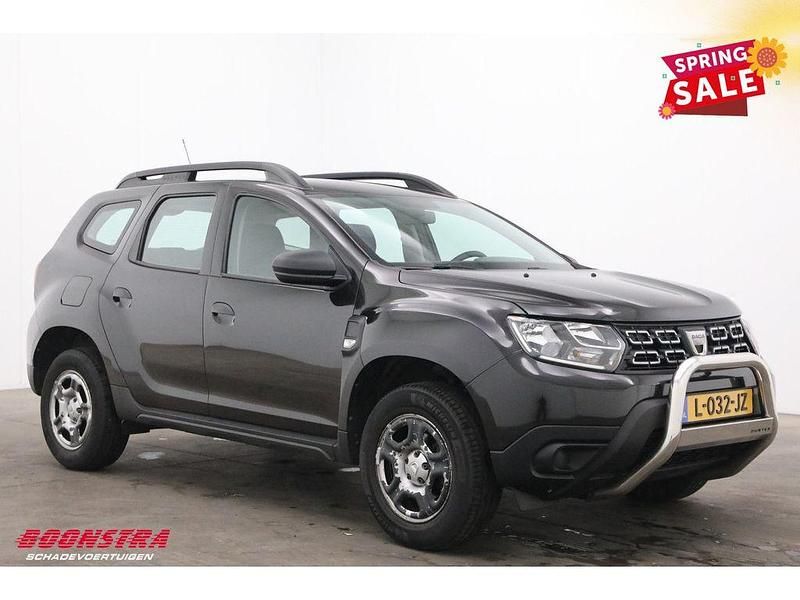 Gebraucht Dacia Duster Essentiel 131 PS (96 kW) 2021 Schwarz SUV