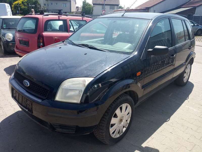 Blau Gebraucht 2005 Ford Fusion Kombi | 1.985 € (Guter Preis) - Bild 1/4