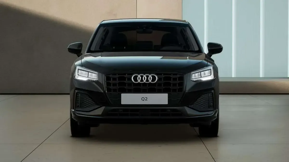Gebraucht Audi Q2 Advanced 150 PS (110 kW) 2025 Mythosschwarz metallic SUV