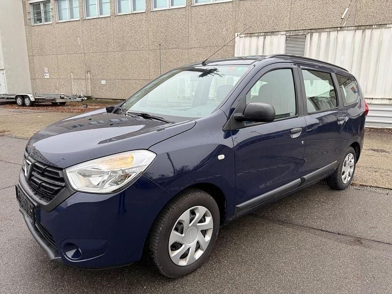 Gebraucht 2017 Dacia Lodgy Ambiance Van / Kleinbus | 6.190 € (Guter Preis) - Bild 1/4