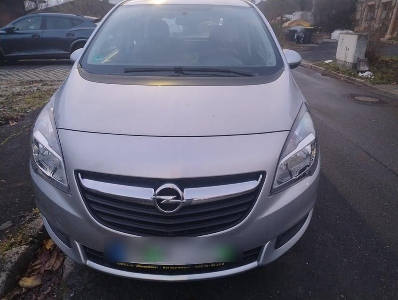Silber Gebraucht 2014 Opel Meriva Van / Kleinbus | 6.660 € (Fairer Preis) - Bild 1/4