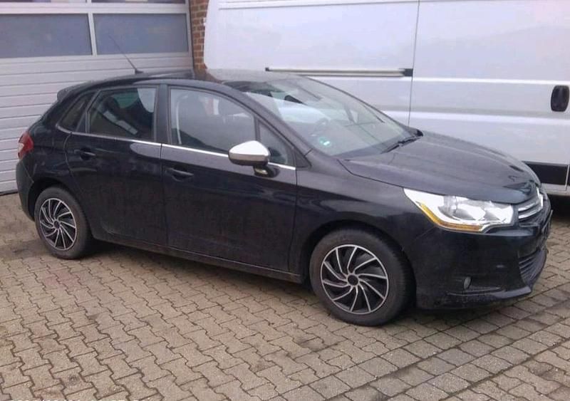 Gebraucht Citroën C4 131 PS (96 kW) 2014 Schwarz Limousine
