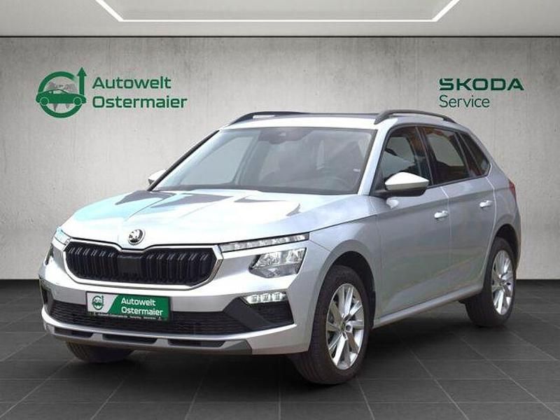 Silber Gebraucht 2024 Skoda Kamiq Selection SUV | 26.385 € (Guter Preis) - Bild 1/4