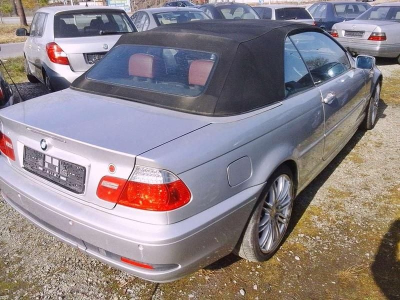Gebraucht BMW 320 Cabriolet 150 PS (110 kW) 2006 Titansilber metallic Cabrio