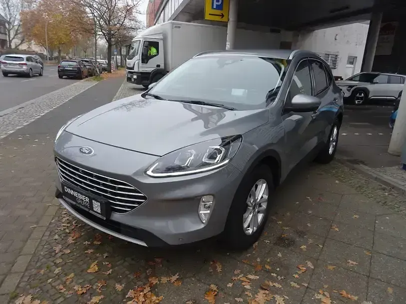 Używany Ford Kuga Titanium X 150 KM (110 kW) 2021 Srebrny SUV