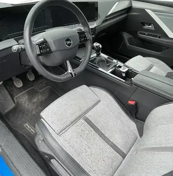 Gebraucht Opel Astra Elegance 131 PS (96 kW) 2022 Blau Limousine