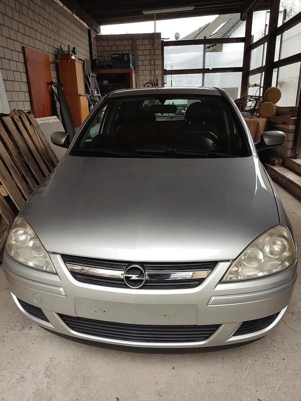 Silber Gebraucht 2004 Opel Corsa Kleinwagen | 870 € (Fairer Preis) - Bild 1/4