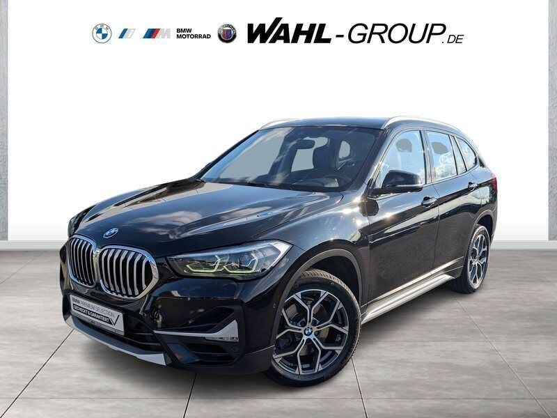 Schwarz Gebraucht 2022 BMW X1 xLine SUV | 29.890 € (Fairer Preis) - Bild 1/4