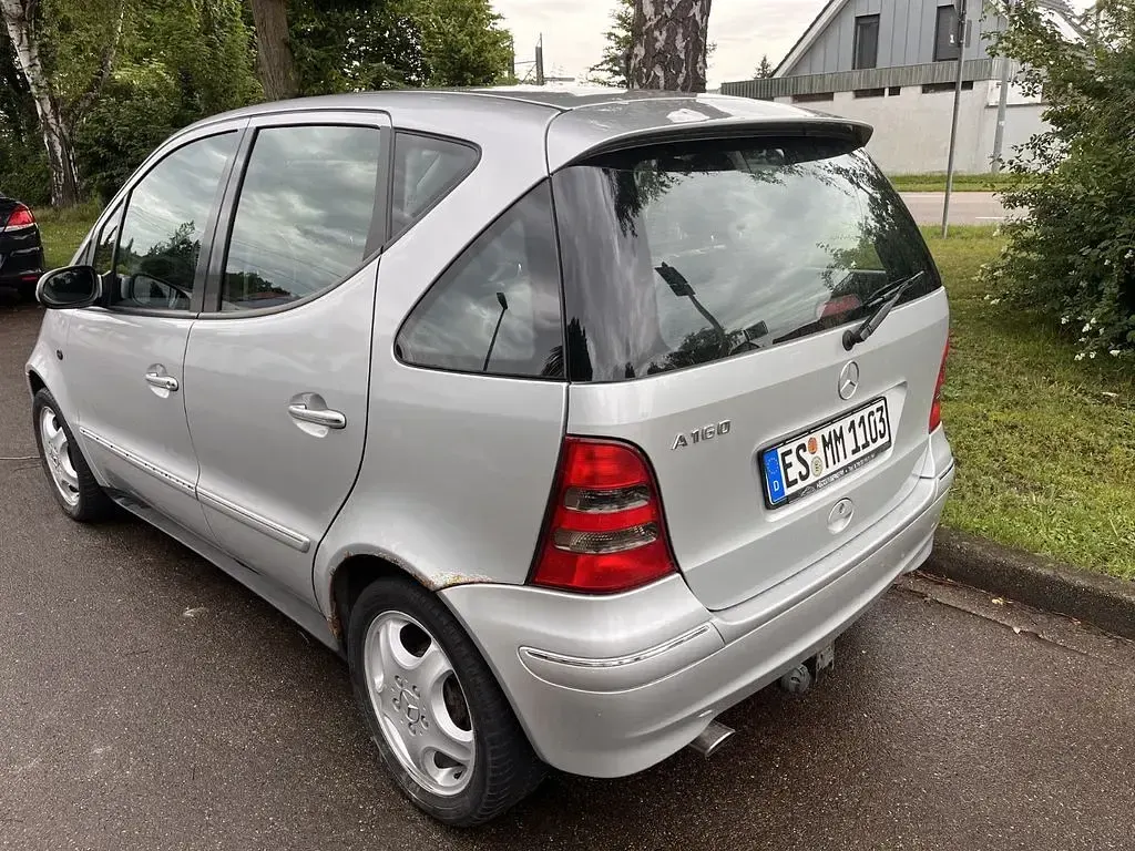 Gebraucht Mercedes A160 Avantgarde 102 PS (75 kW) 2004 Silber Van / Kleinbus