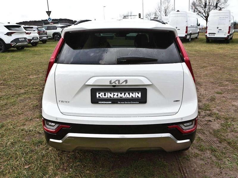 Gebraucht Kia Niro Spirit 129 PS (94 kW) 2025 Snow white pearl SUV