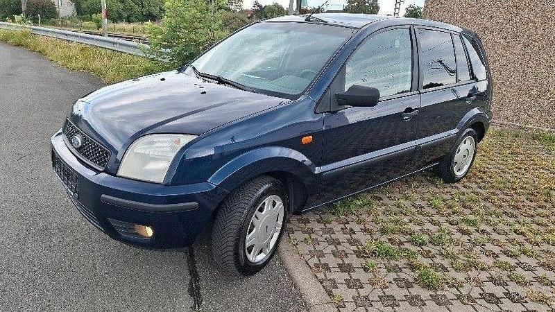Blau Gebraucht 2004 Ford Fusion SUV | 1.999 € (Fairer Preis) - Bild 1/4