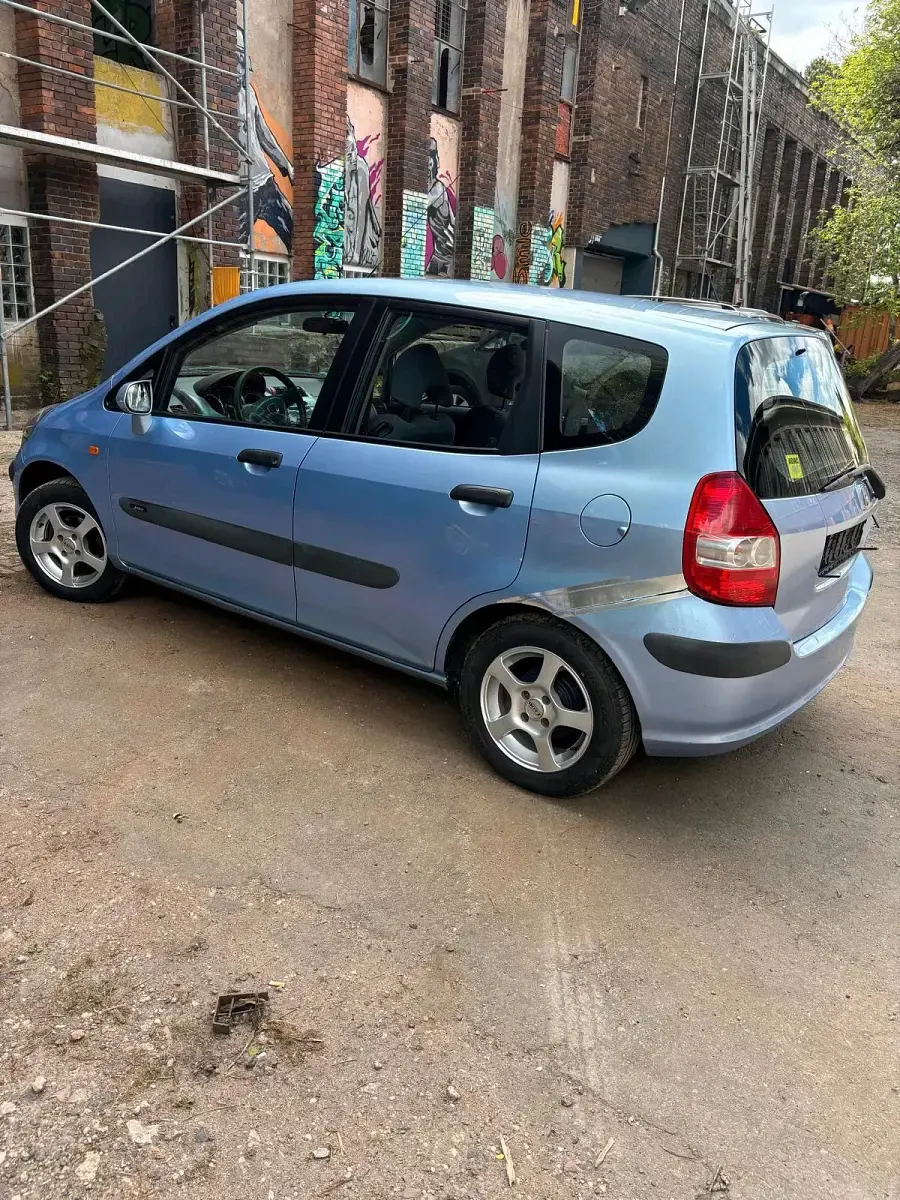 Occasion Honda Jazz 80 ch (58 kW) 2003 Bleue Citadine